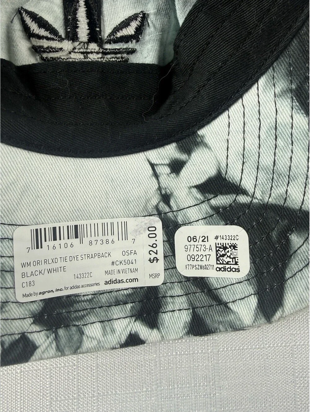 Adidas Originals Tie Dye Trefoil Strapback Hat Cap Black White Women’s OSFA NWT